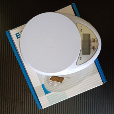 Ваги кухонні Electronic Kitchen Scale B05 (5кг)
